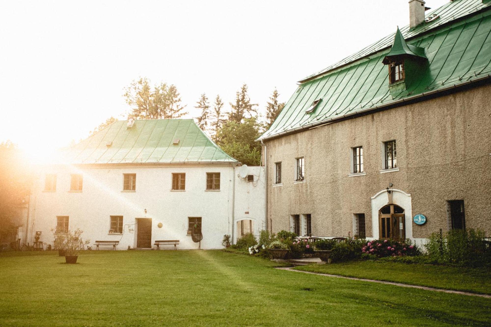 Lesny Dwor W Gorach Sowich Otel Woliborz Dış mekan fotoğraf